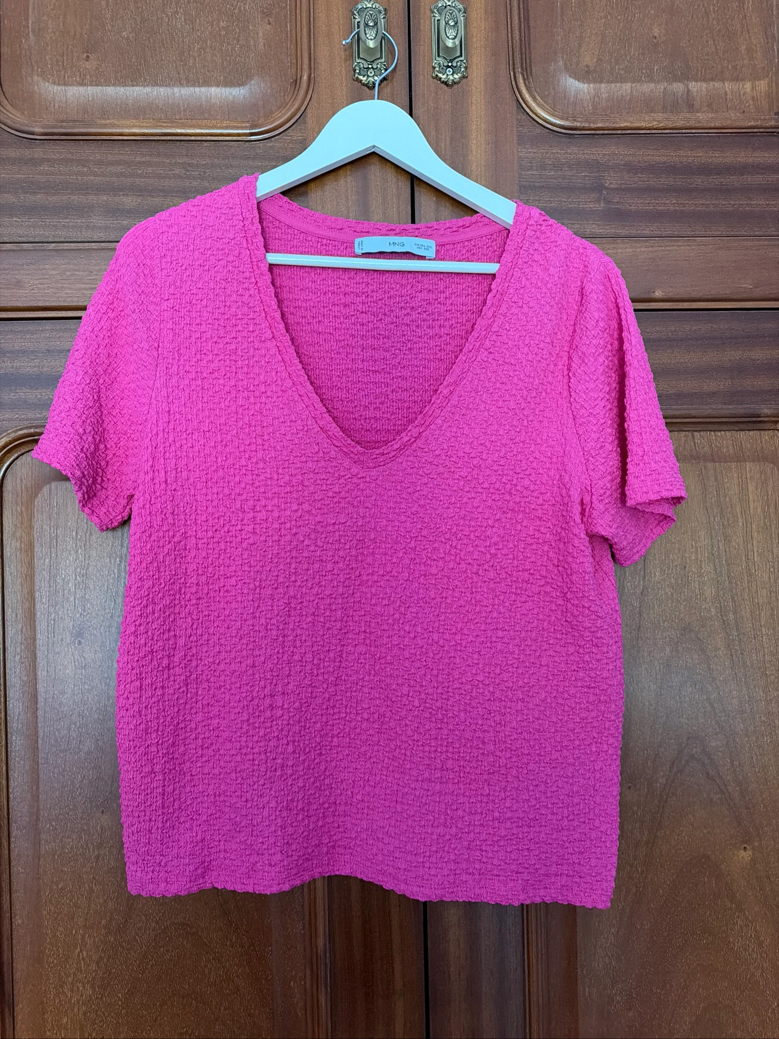 Camiseta fucsia Mango